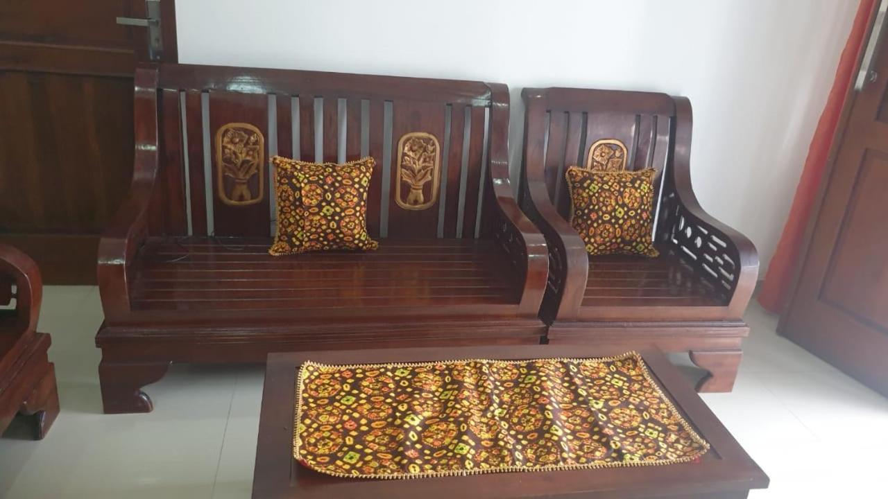 Richandy House - 3 Bedroom Full Ac & Hot Water Kejayan エクステリア 写真
